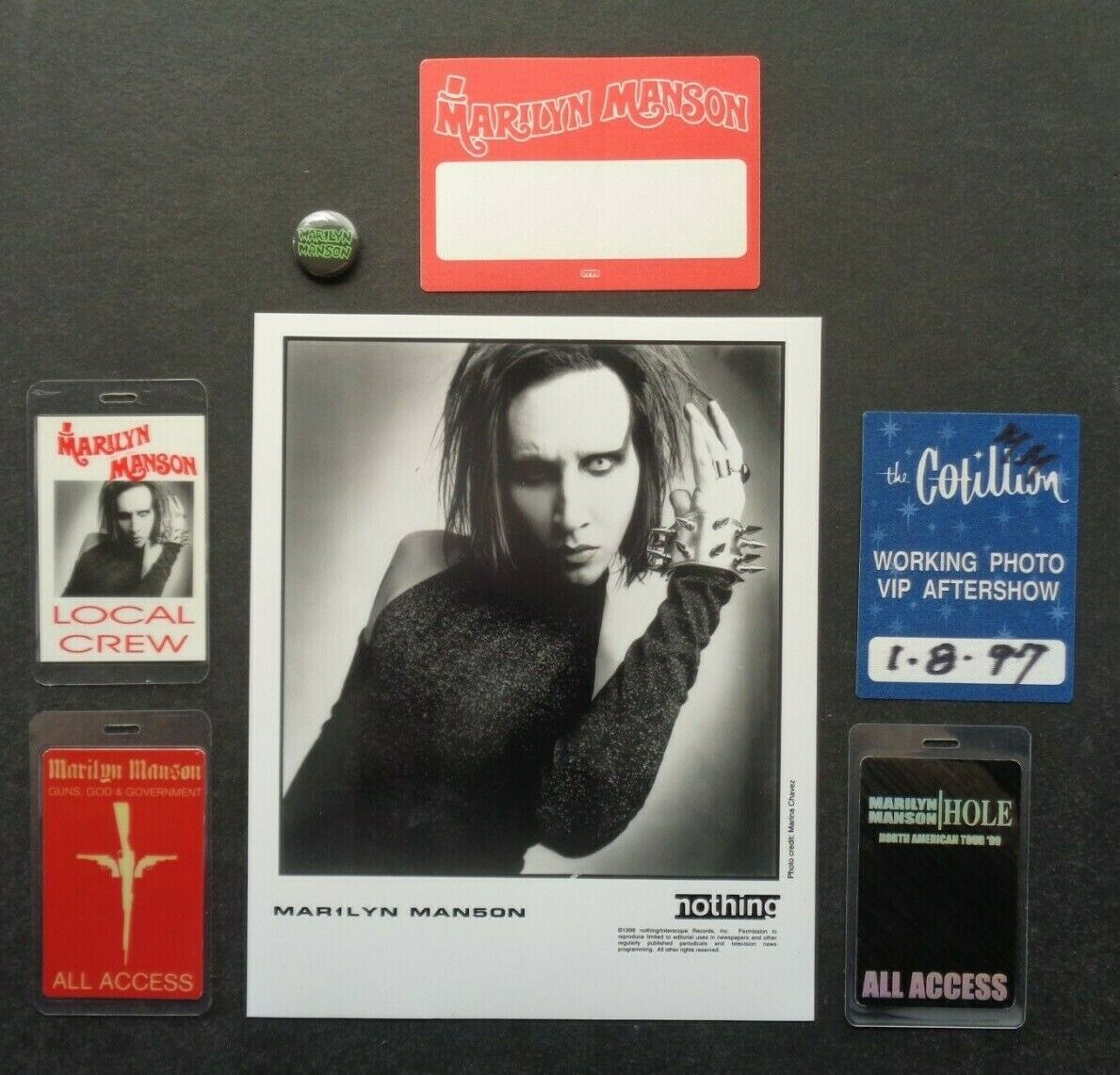 Marilyn Manson,b/w Promo Photo,5 Vintage Backstage Passes,metal Pin/button