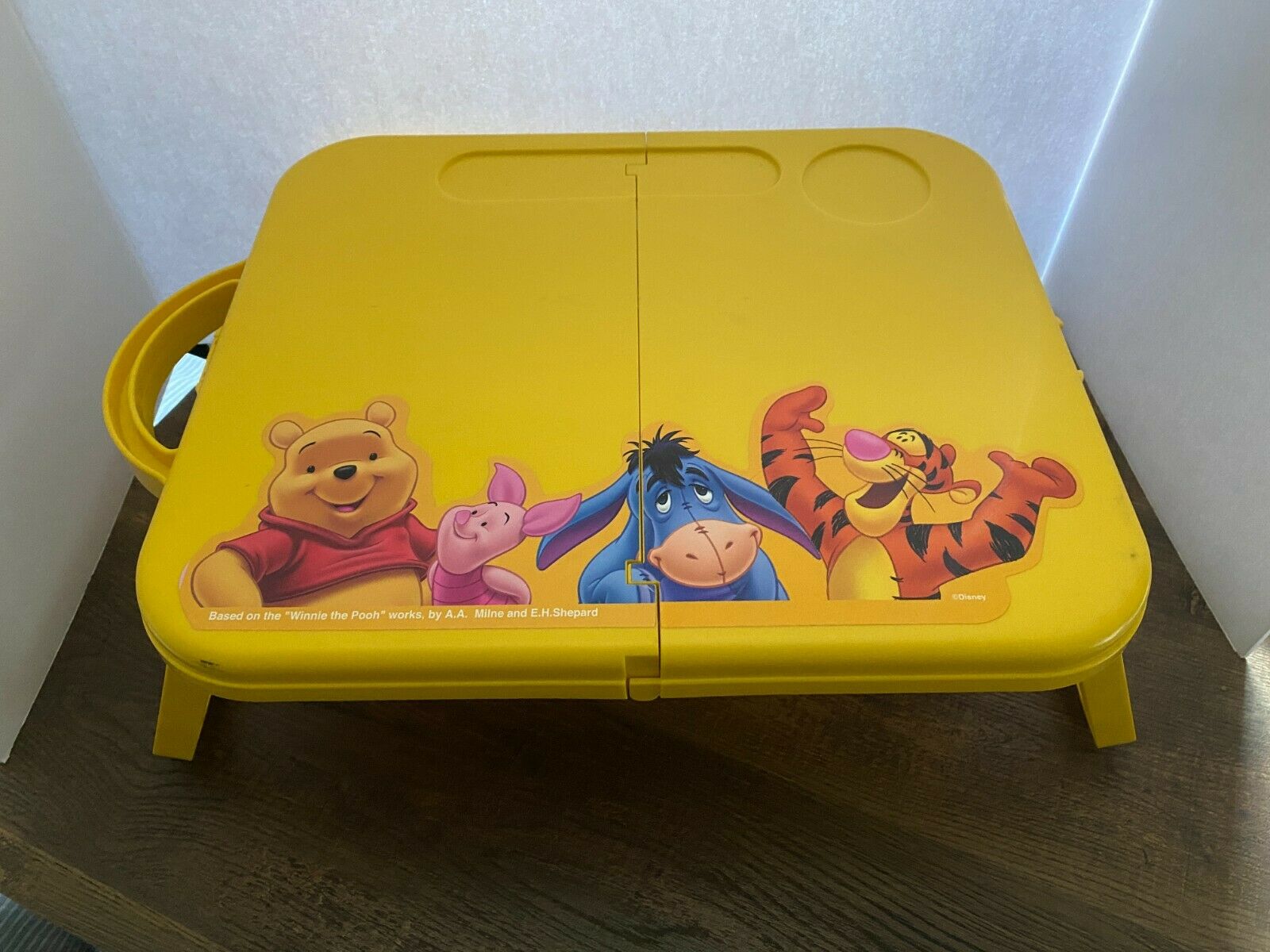 Winnie The Pooh Lunch Tray Folding Crafts Table Kids Table Tigger Eeyore Piglet