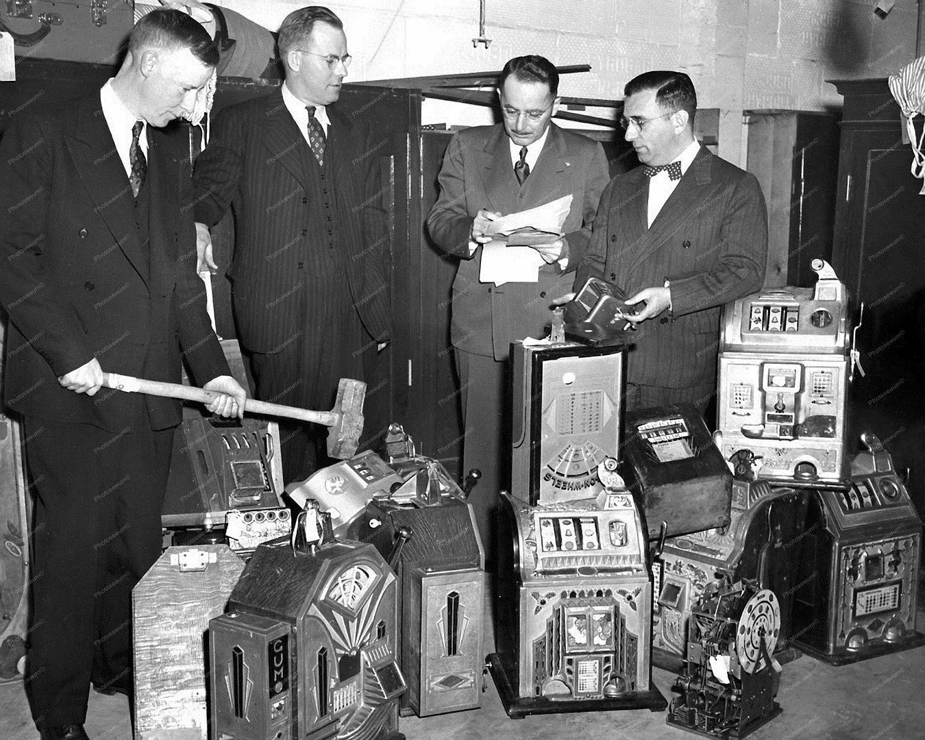 Slot Machines Confiscated & Counted For Destruction 8x10 Reprint Of Old Photo