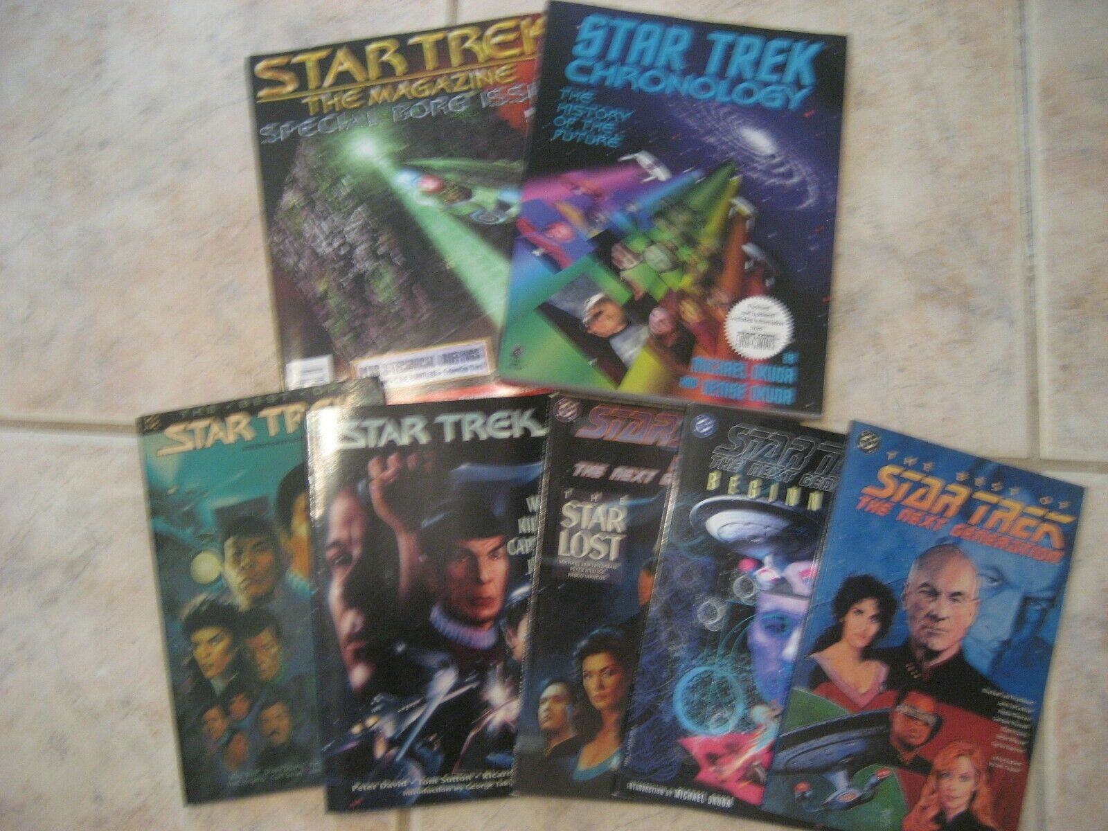 Star Trek And Star Trek Next Generation Comics And Book Lot Dc